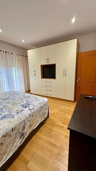 Vila Lufi Kamez Albania